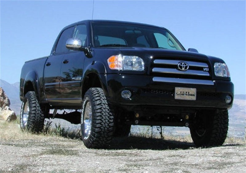 Tuff Country 55907KN 5in Lift Kit with Knuckles SX8000 Shocks for 2005-2006 Toyota Tundra 4WD 2WD