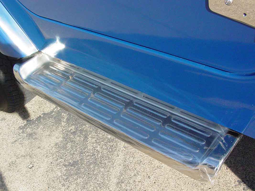 Kentrol 30518 Side Steps Pair for 2002-2006 Jeep Wrangler TJ - Polished Silver