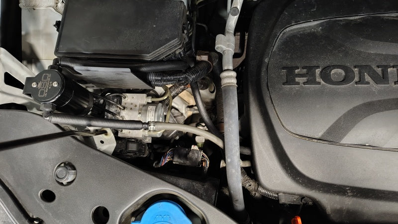 J&L 16-22 Honda Pilot PCV Side Oil Separator 3.0