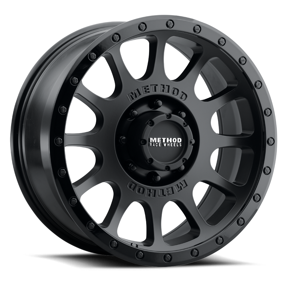Method MR305 NV 18x9 18mm Offset 8x170 130.81mm CB Matte Black/Gloss Black Lip Wheel