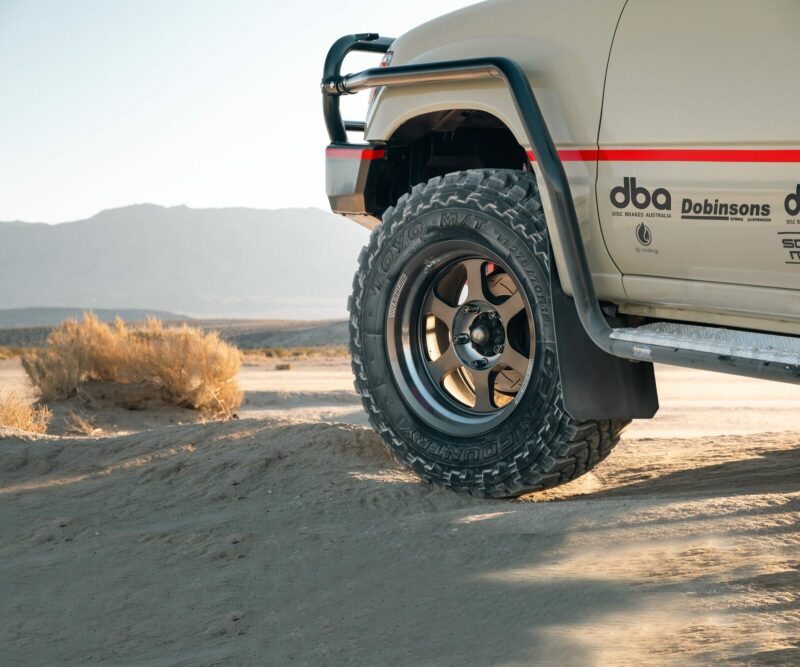DBA 10-13 Porsche Panamera (w/Iron Rotor Excl Turbo) Front 4000 Series Slotted Rotor