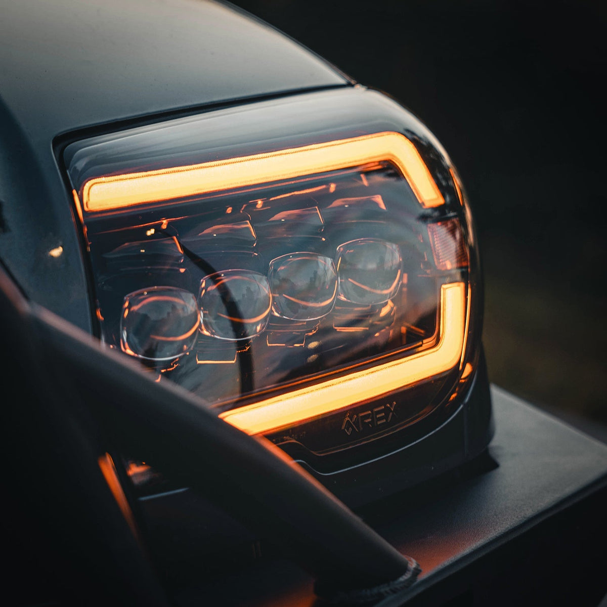 AlphaRex 880369 03-09 Toyota 4Runner NOVA-Series Projector Headlights