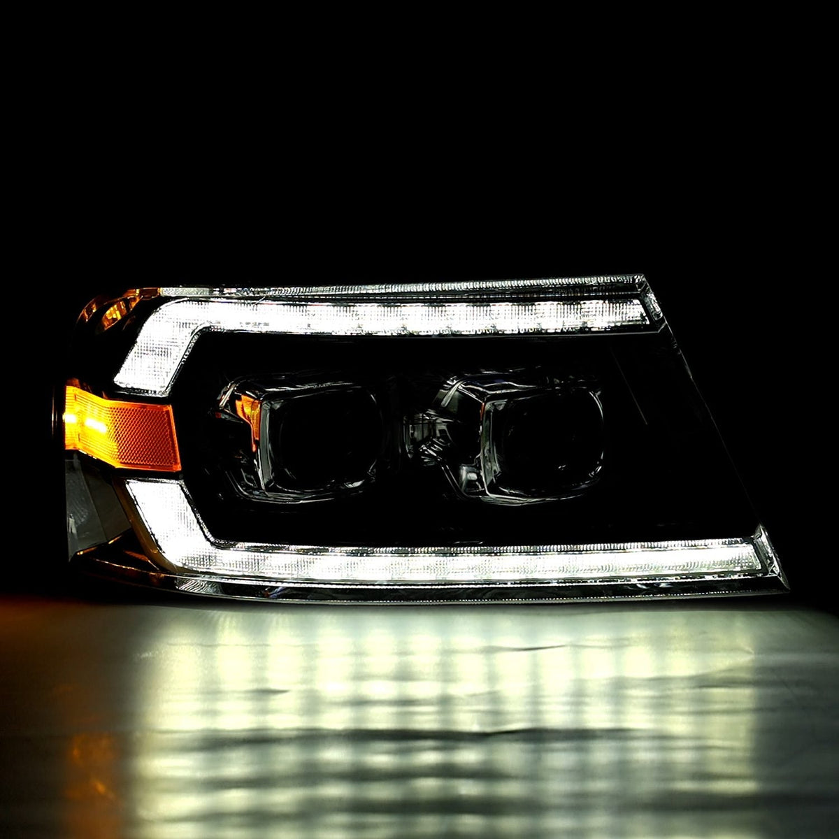 AlphaRex 880134 2004-2008 Ford F150 PRO-Series Projector Headlights Black with Sequential Signal and DRL