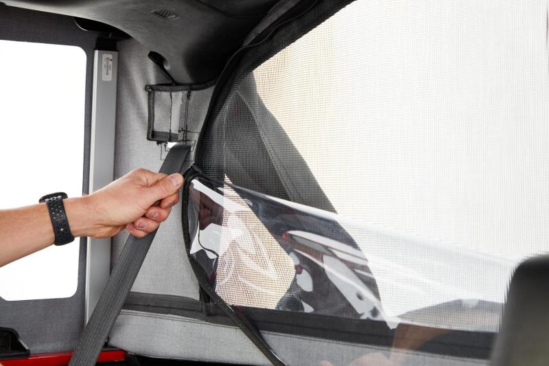 Bestop 18-26 Jeep Wrangler JL 4-Door Halftop Soft Top (Black Diamond)