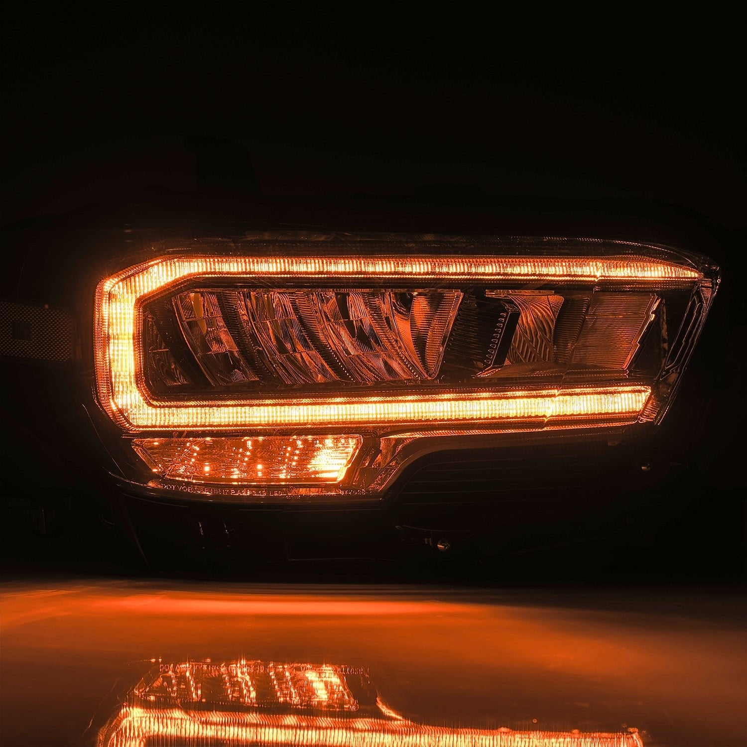 AlphaRex 880702 16-23 Toyota Tacoma LUXX-Series LED Crystal Headlights - Alpha-Black