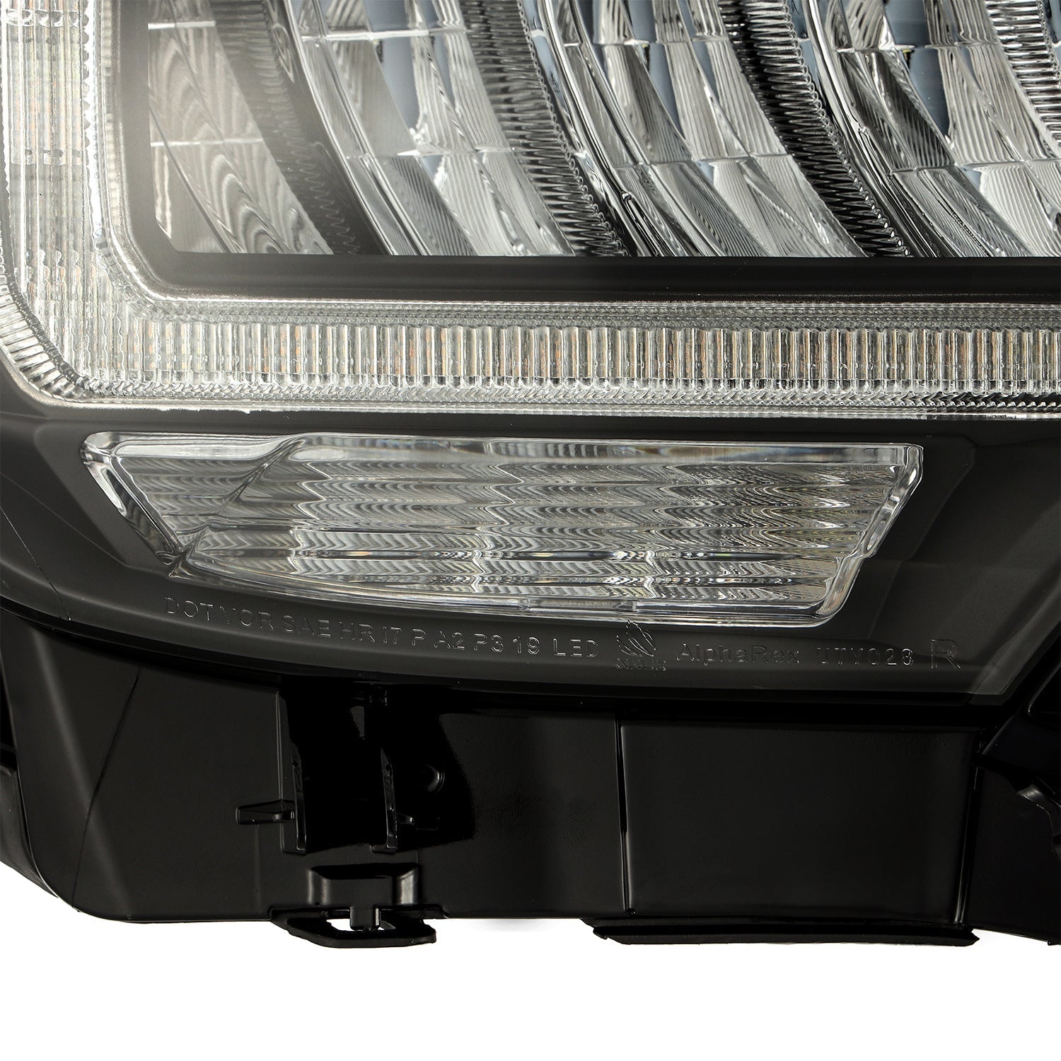 AlphaRex 880702 16-23 Toyota Tacoma LUXX-Series LED Crystal Headlights - Alpha-Black