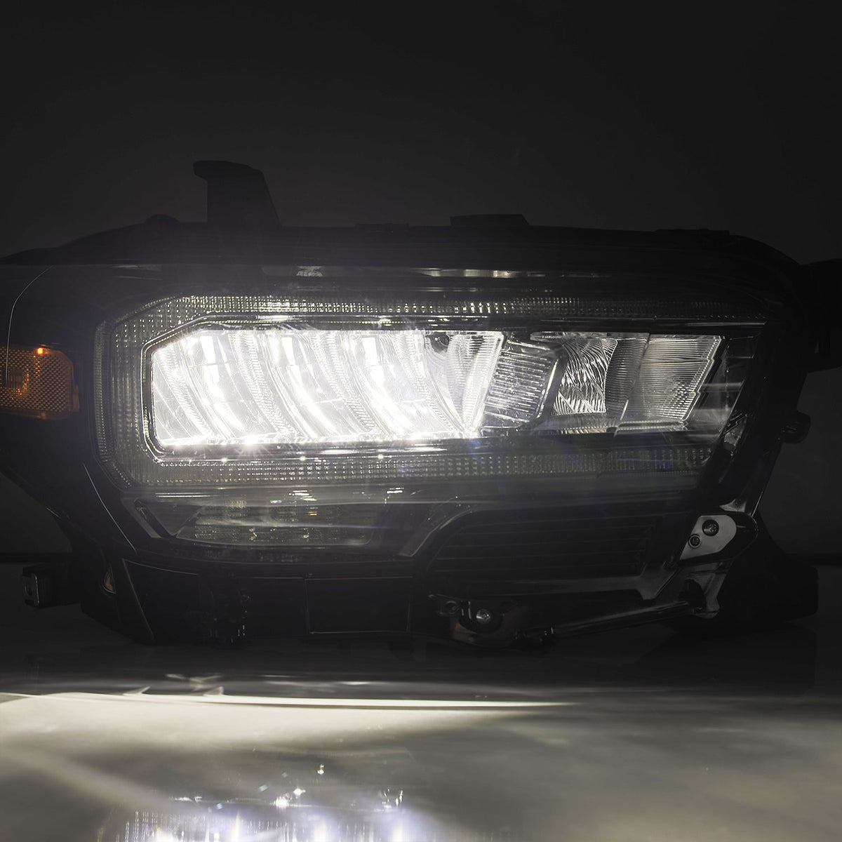 AlphaRex 880702 16-23 Toyota Tacoma LUXX-Series LED Crystal Headlights - Alpha-Black