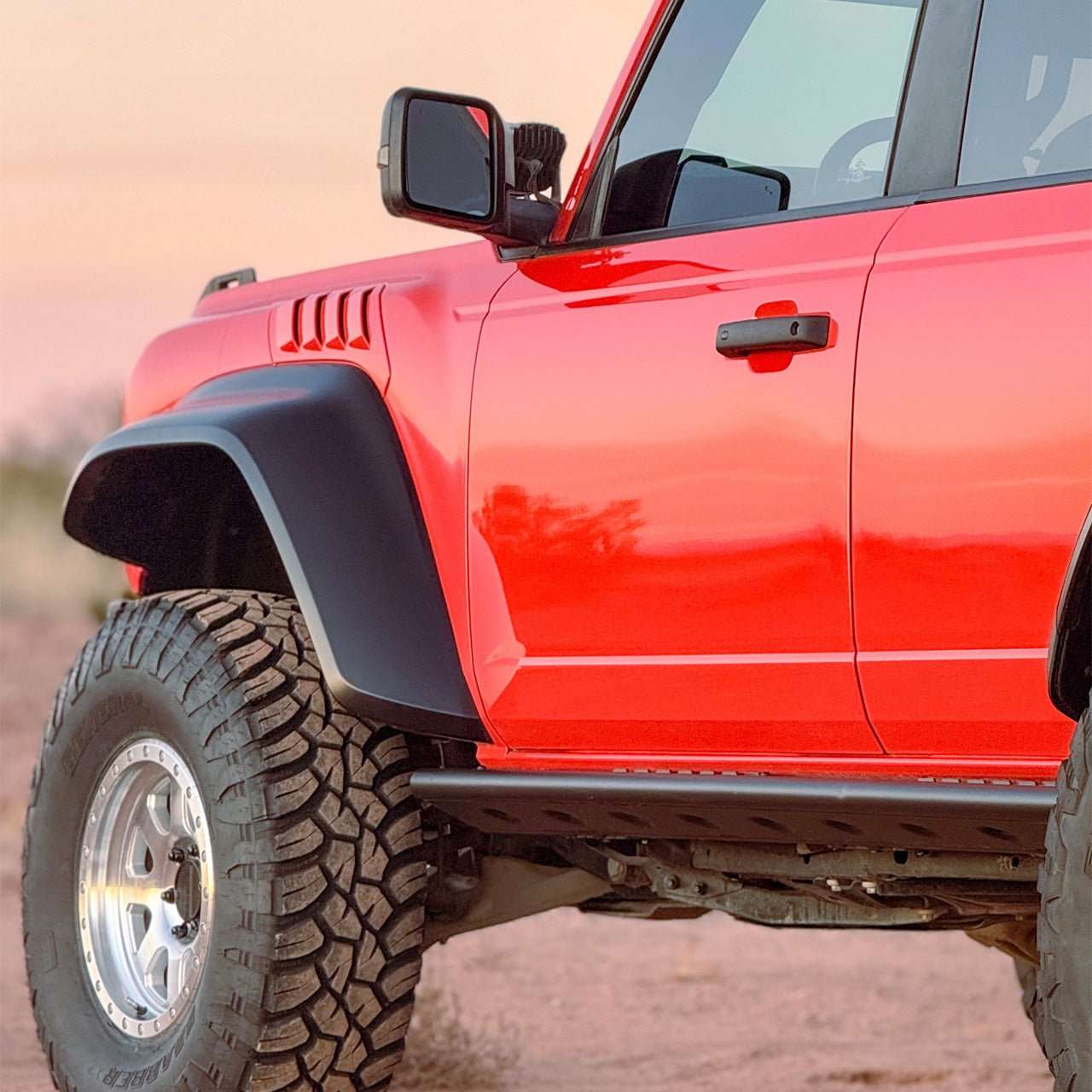Turn Offroad ST1-M4 for 2021+ Ford Bronco 4 Door Step-Slider