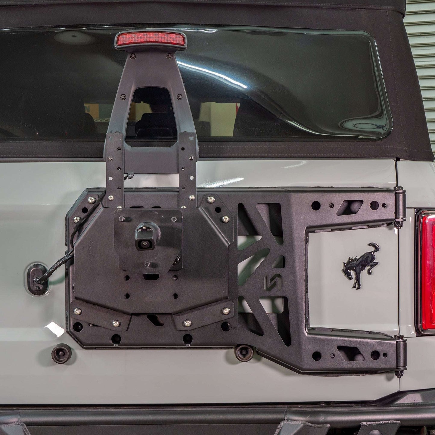 Turn Offroad TC4-M1 for 2021+ Ford Bronco Adjustable Tire Carrier w/Camera Mount