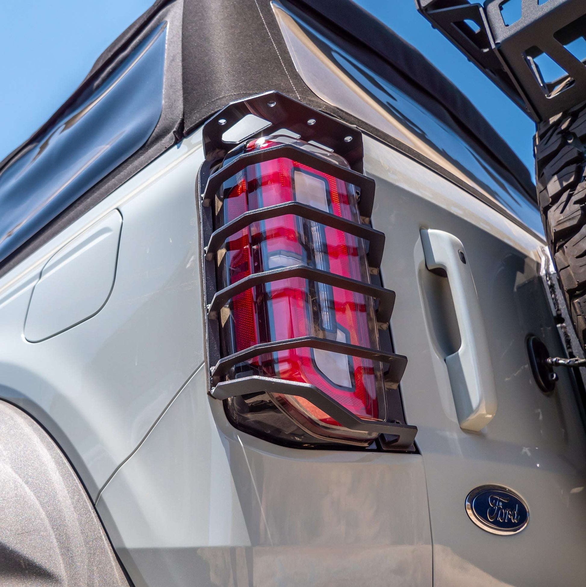 Turn Offroad EAT-M1 for 2021+ Ford Bronco Rear Tail Light Guards