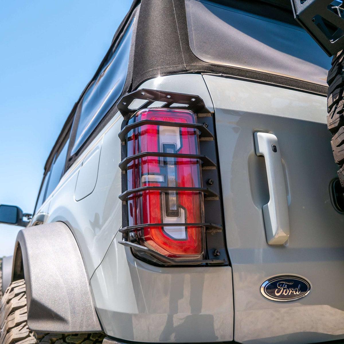 Turn Offroad EAT-M1 for 2021+ Ford Bronco Rear Tail Light Guards