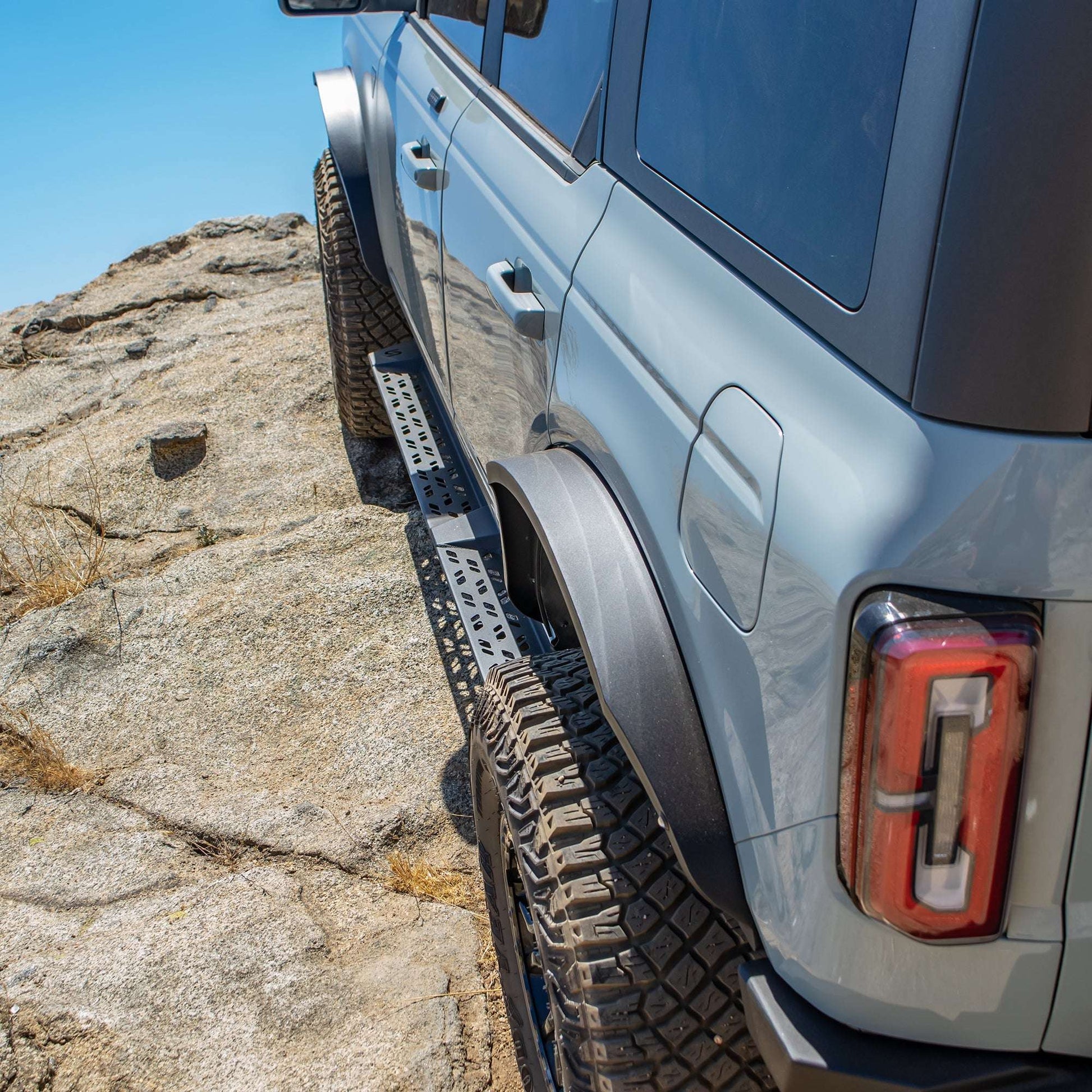 Turn Offroad SS1-M4 for 2021+ Ford Bronco Side Step 4-door