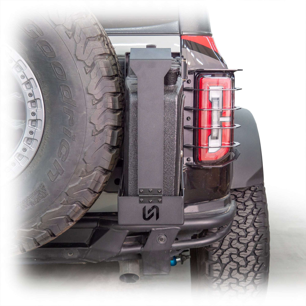 Turn Offroad EA8-M1 for 2021+ Ford Bronco Tailgate Jerry Can Mount
