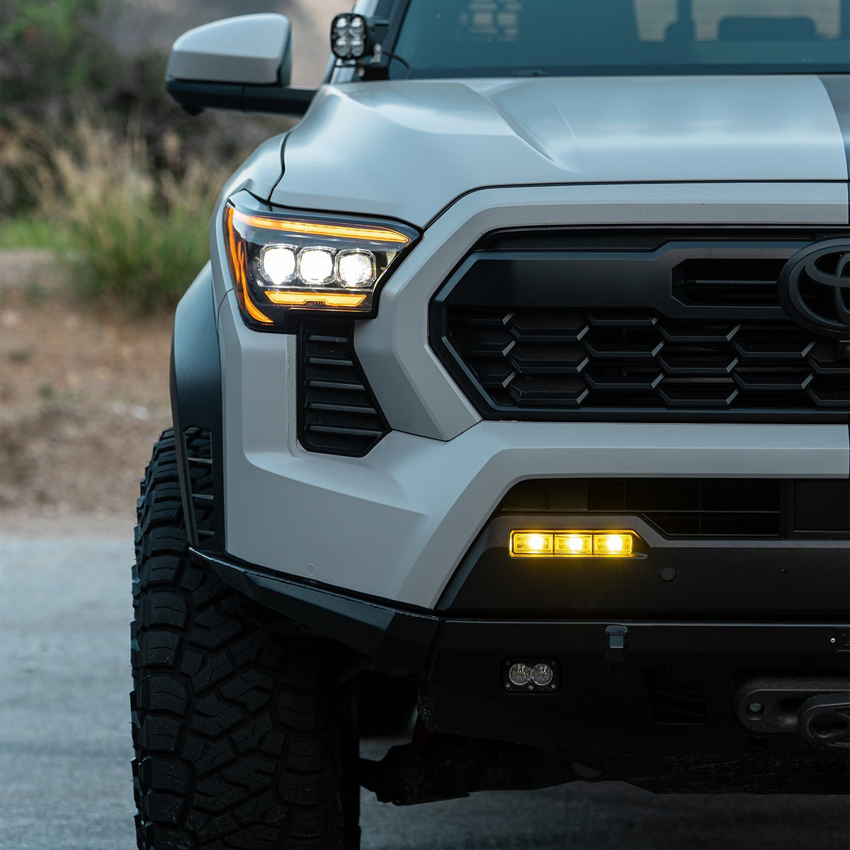 AlphaRex 210018 22-25 Toyota Tundra/Sequoia DoubleTap Dual Color LED Projector Fog Lights