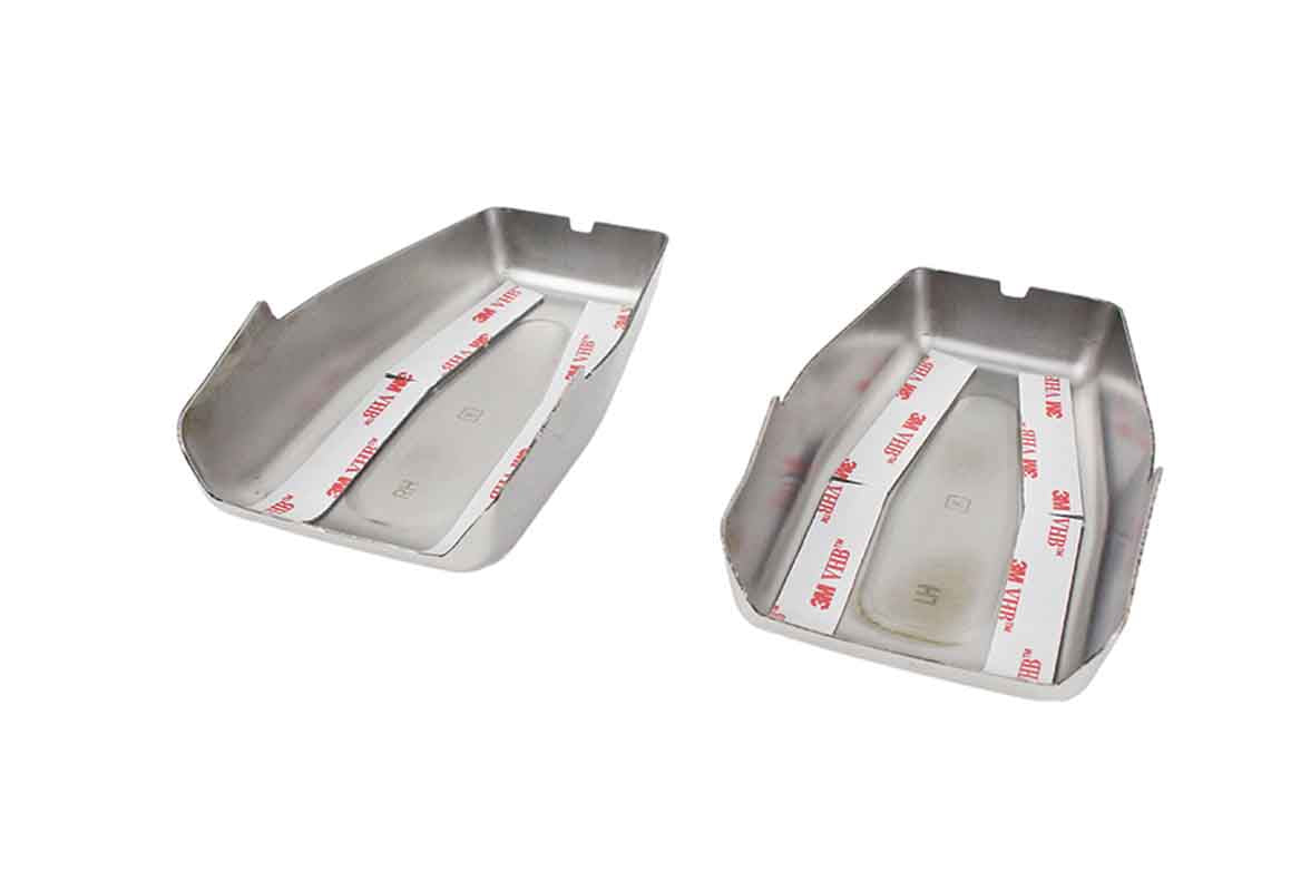 Kentrol 30018 Liftgate Hinge Overlays Pair for 2007-2018 Jeep Wrangler JK - Polished Silver