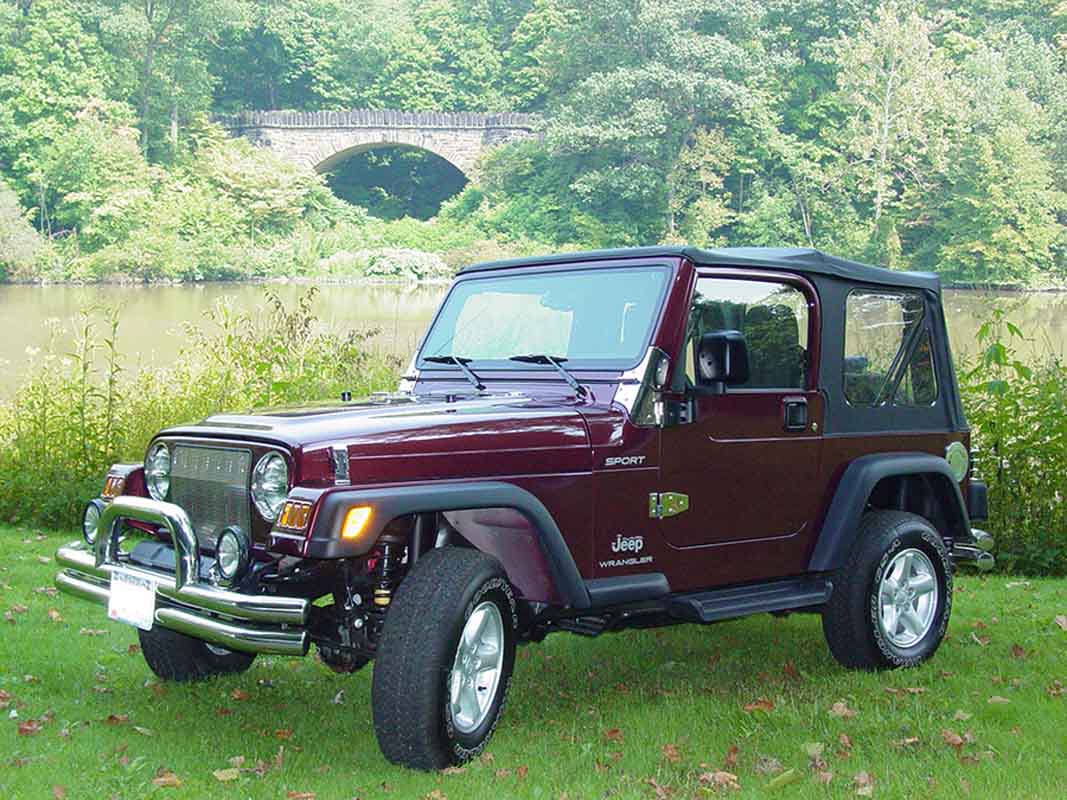 Kentrol 30543 Headlight Bezels Pair for 1997-2006 Jeep Wrangler TJ LJ - Polished Silver