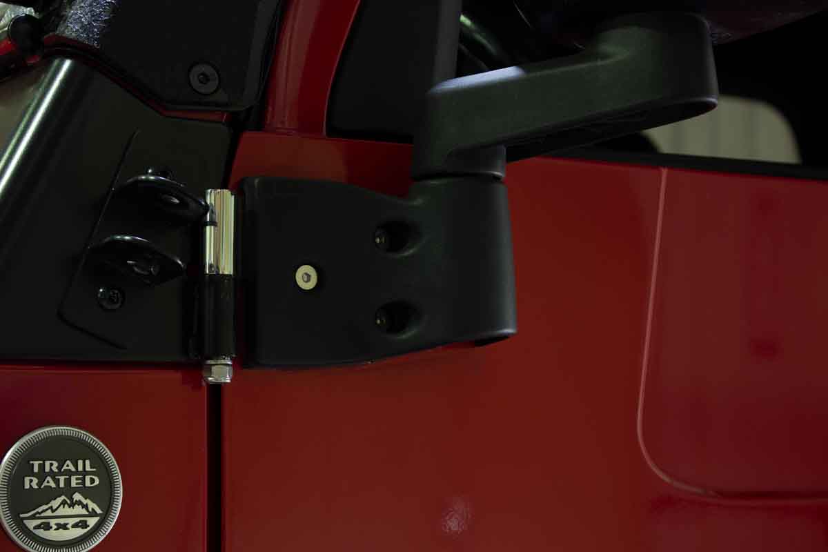 Kentrol 30719 Door Hinge Set 4 Piece for 2003-2006 Jeep Wrangler TJ LJ - Polished Silver