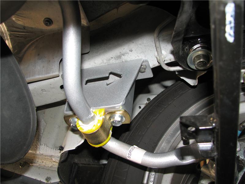 Whiteline KBR18-22 Rear Sway Bar Mount Heavy Duty Kit for 1998-2008 Subaru Forester