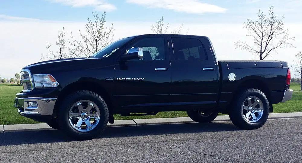 Tuff Country 32102 2.5in Front / 1.5in Rear Lift Kit for 2009-2018 Dodge Ram 1500 4WD