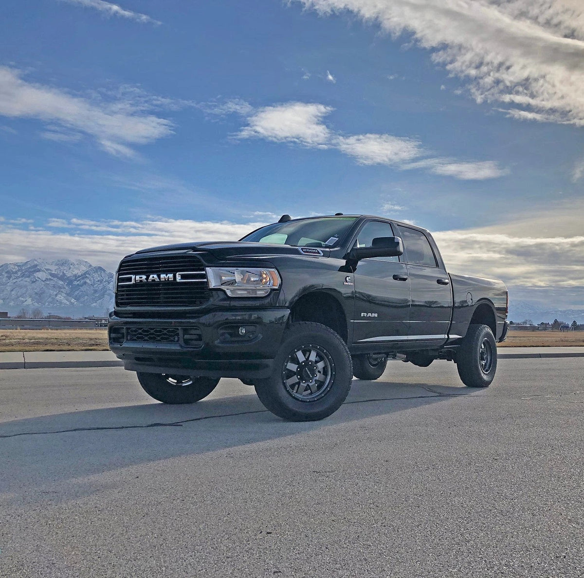 Tuff Country 33141 3in Lift Kit without Front Shock Brackets No Shocks for 2019-2023 Ram 2500 4WD