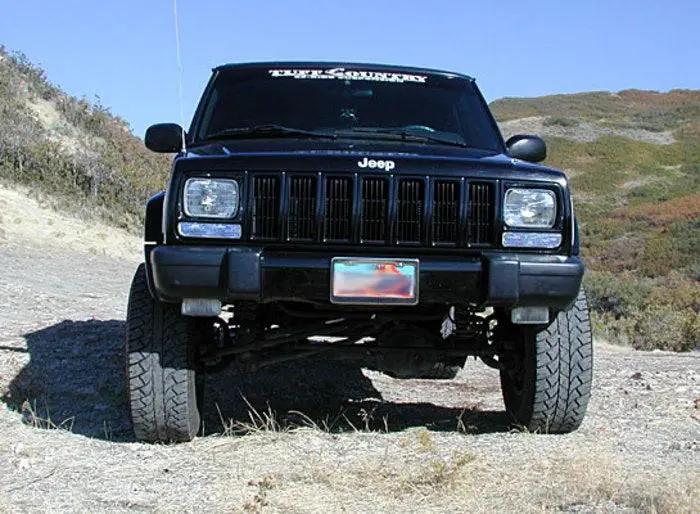 Tuff Country 43803K 3.5in Lift Kit EZ-Flex with Rear Springs No Shocks for 1987-2001 Cherokee 4WD