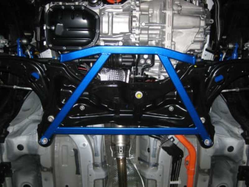 Cusco Lower Arm Bar Ver II 4 pts Toyota Prius C Aqua 949 477 A