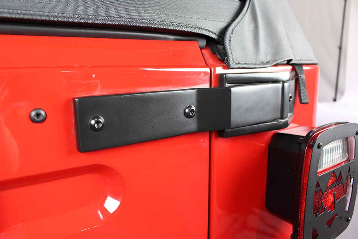 Kentrol 50478 Tailgate Hinge Pair for 1997-2006 Jeep Wrangler TJ LJ - Powdercoat Black