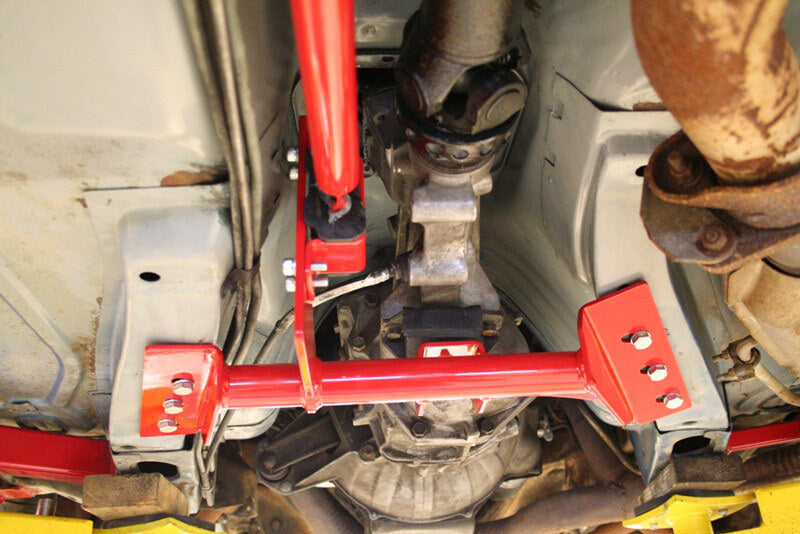 UMI Performance 2232-R Torque Arm Relocation Kit TH400 Red for 1982-1992 F-Body
