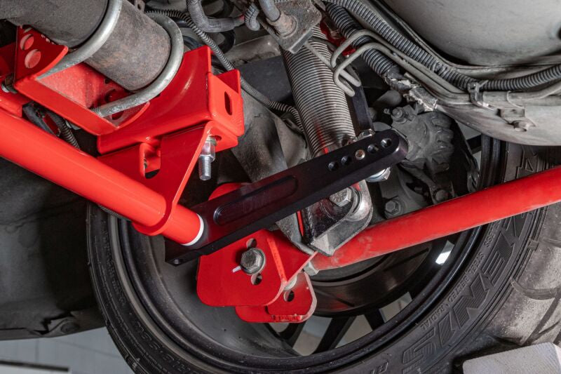 UMI Performance 2147-R Rear Sway Bar Splined Red for 1982-2002 GM F-Body