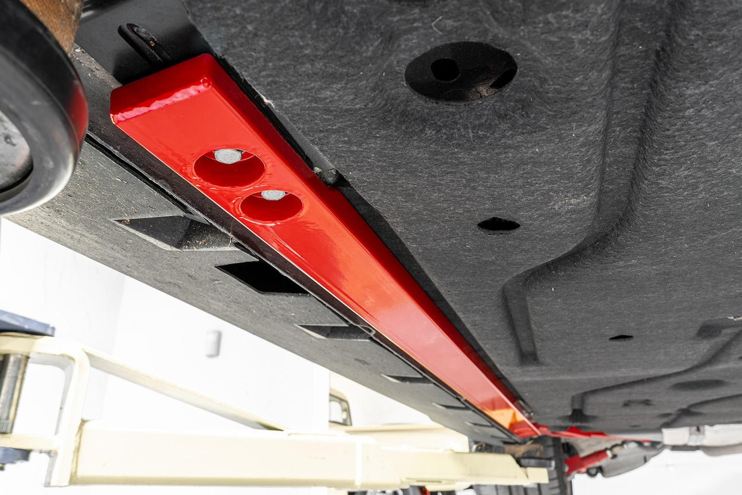 BMR Suspension 24-26 Ford Mustang Chassis Jacking Rails - Red
