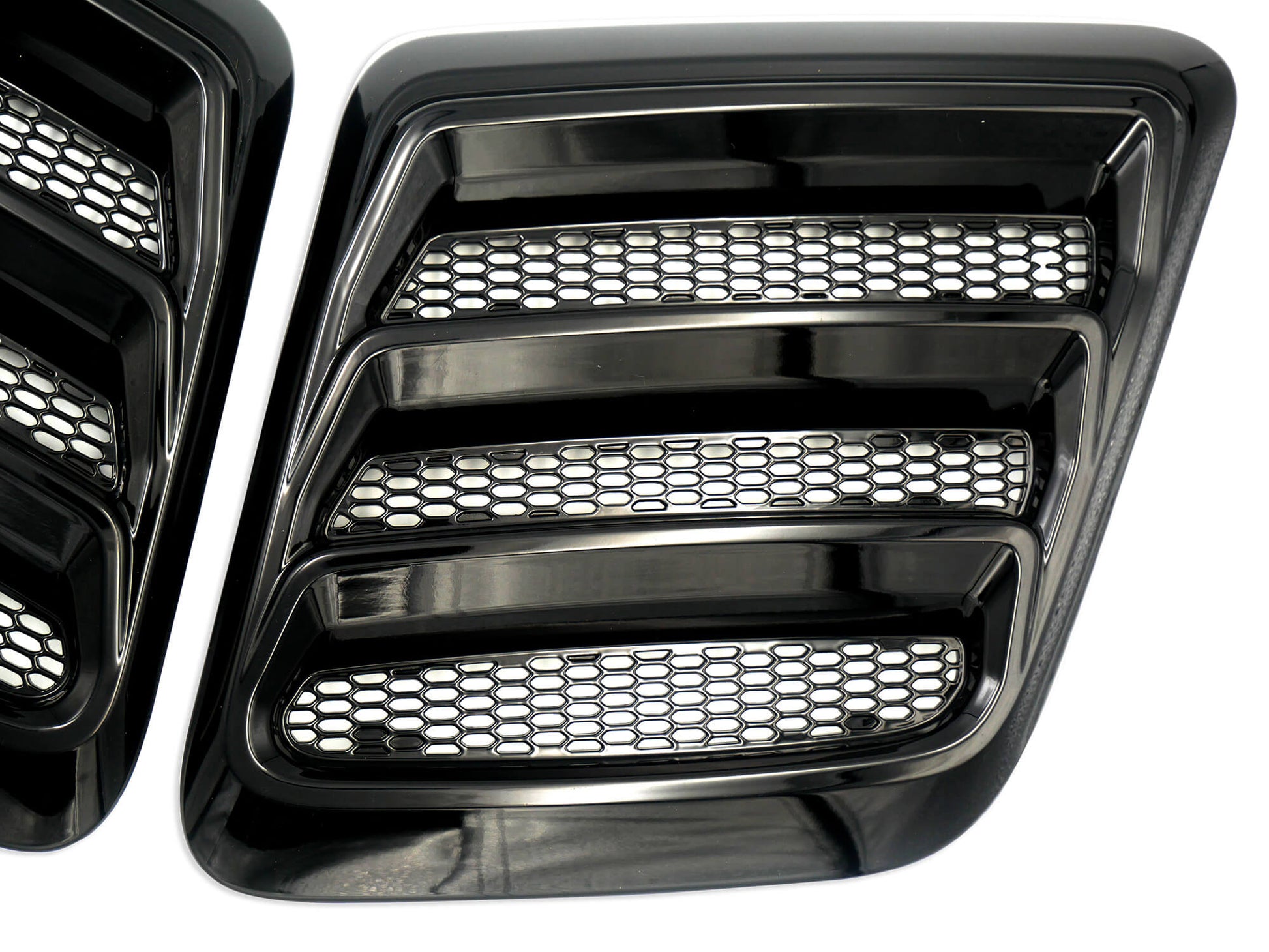 Roush Hood Heat Extractors - Gloss Black for 2018-2023 Mustang 422325