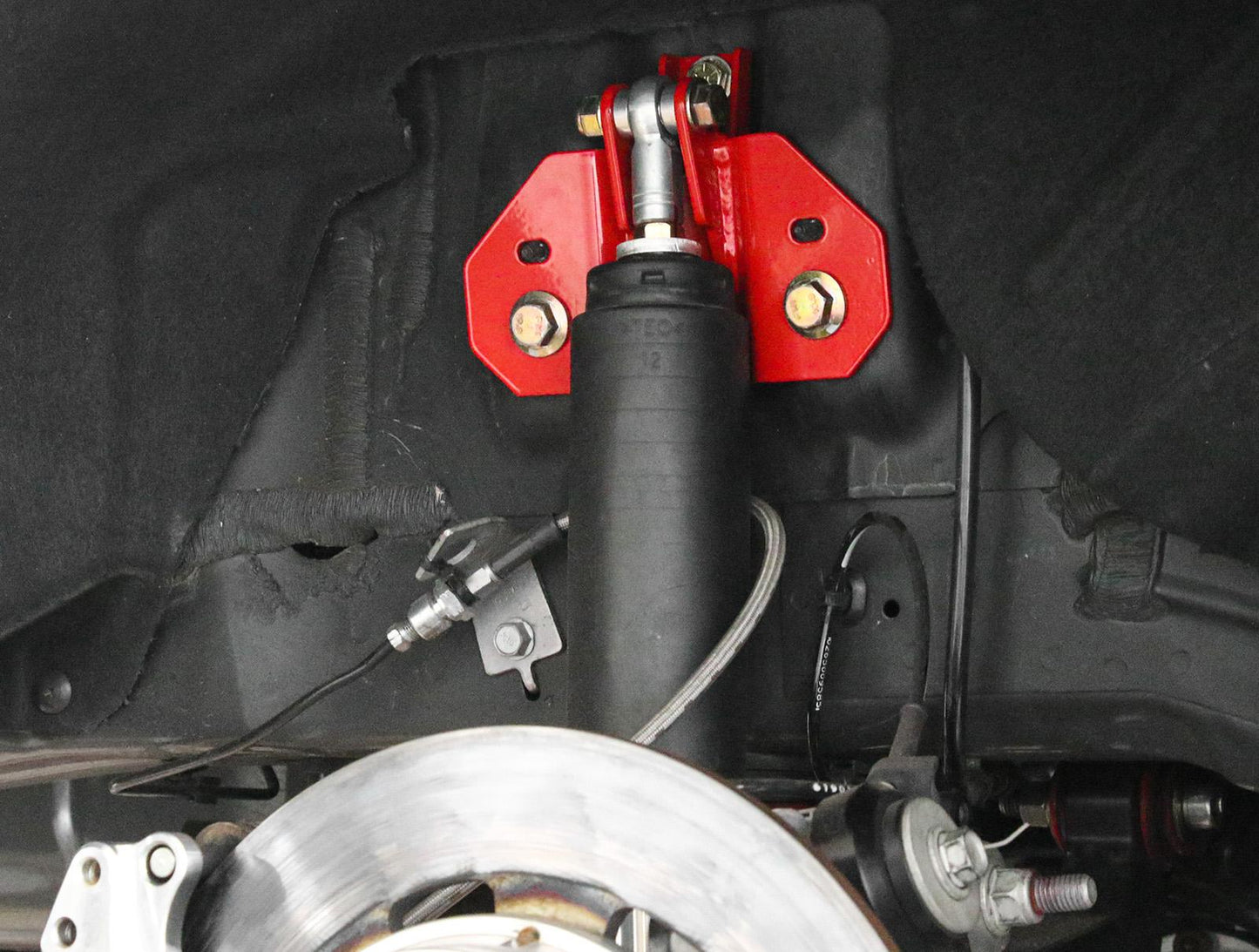 BMR Suspension 24-26 Ford Mustang Rear Steel Shock Mount & Brace Kit - Black Hammertone