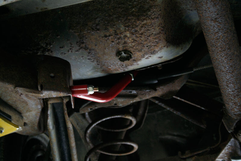 UMI Performance 3028-R Control Arm Reinforcements/Frame Braces Red