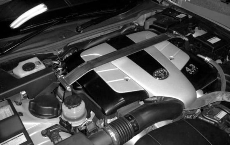 Cusco 01-10 Lexus SC430 UZZ40 4.3L 3UZ-FE V8 Strut Bar OS - Front 188 540 A