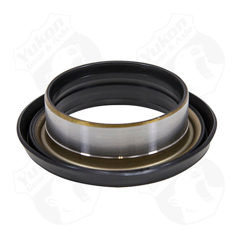 Yukon Gear & Axle YY GM26060977 Adapter Sleeve for GM 11.5in/10.5in 14 Bolt Truck Yokes to use Triple Lip Pinion Seal