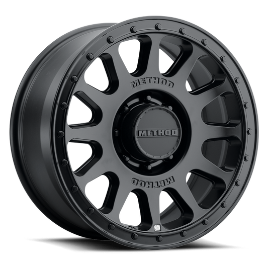 Method MR709 HD Bead Grip 20x9in / ET12 / 8x180 BP / 124.1mm Bore - Black Wheel